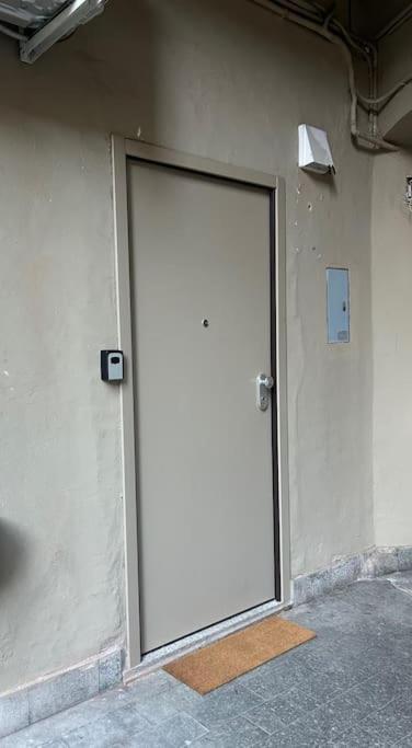 La Casa Di Silvio Ai Giardini Reali Apartment Turin Bagian luar foto